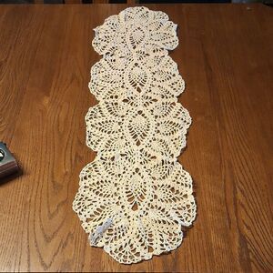 Vintage Cream 41" X 12" pineapple pattern crocheted runner